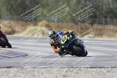 media/Oct-04-2025-CVMA (Sat) [[408bcdd6e4]]/Race 10-Amateur Supersport Middleweight/